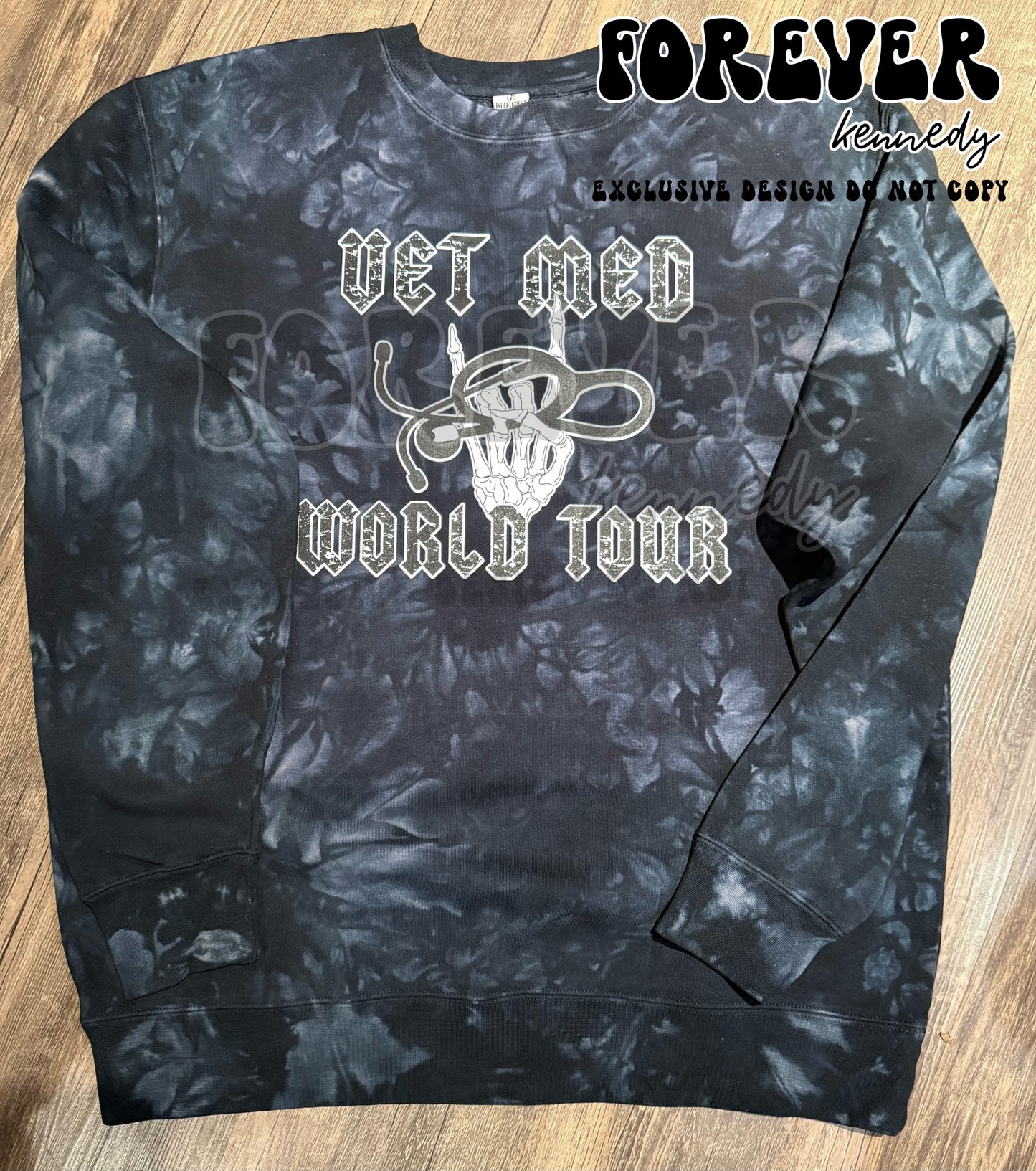 (MTO) EXCLUSIVE Crewneck Sweatshirt: Vet Med World Tour