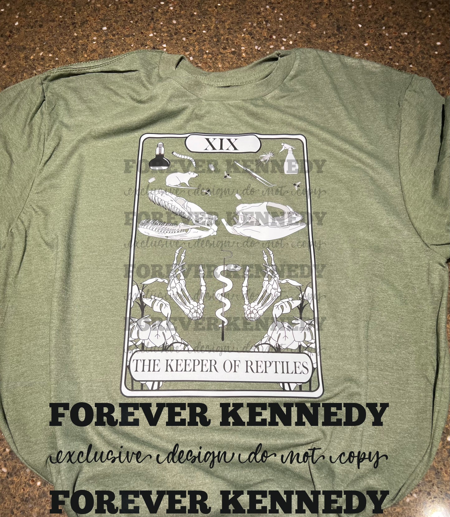 (MTO) EXCLUSIVE Pick your Apparel: Keeper of Reptiles Tarot