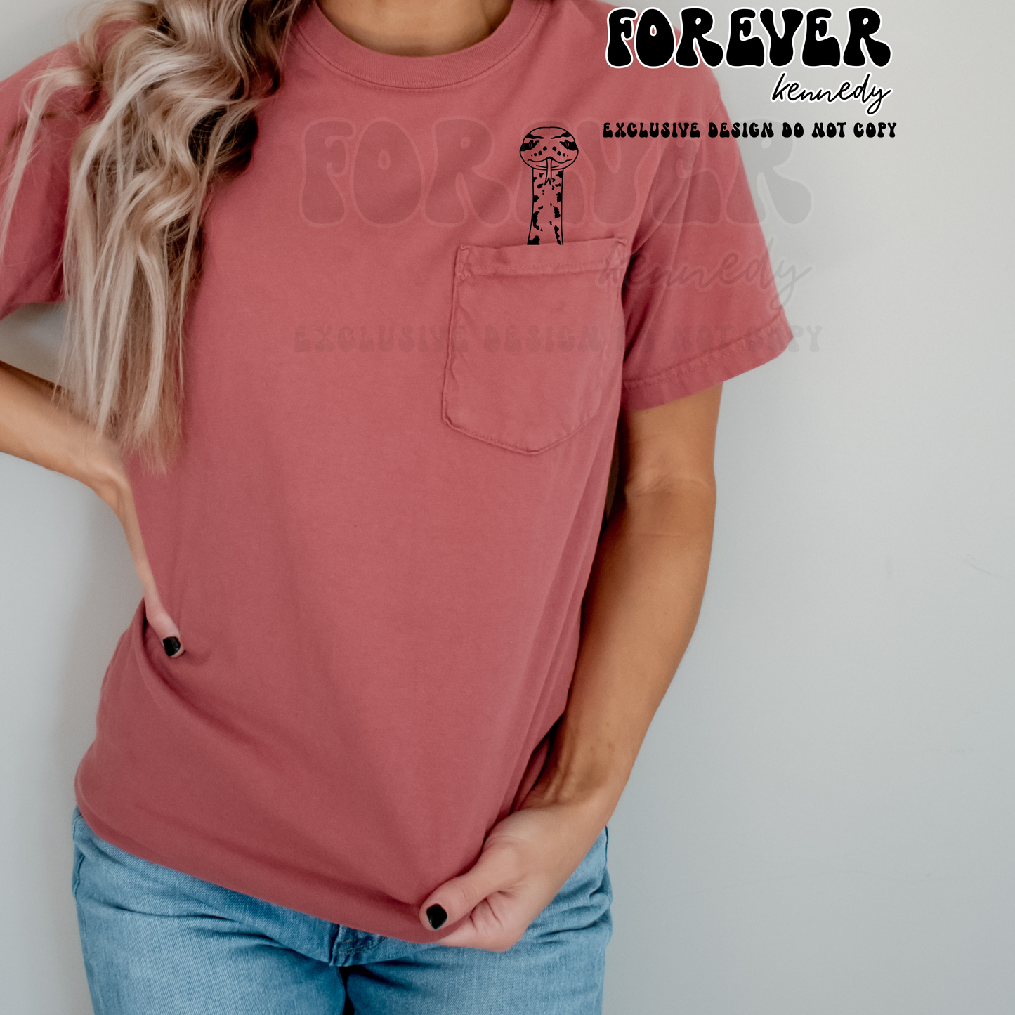 (MTO APPAREL) * Comfort Colors Pocket T-Shirt: EXCLUSIVE DESIGN Peeking Ball Python Snake