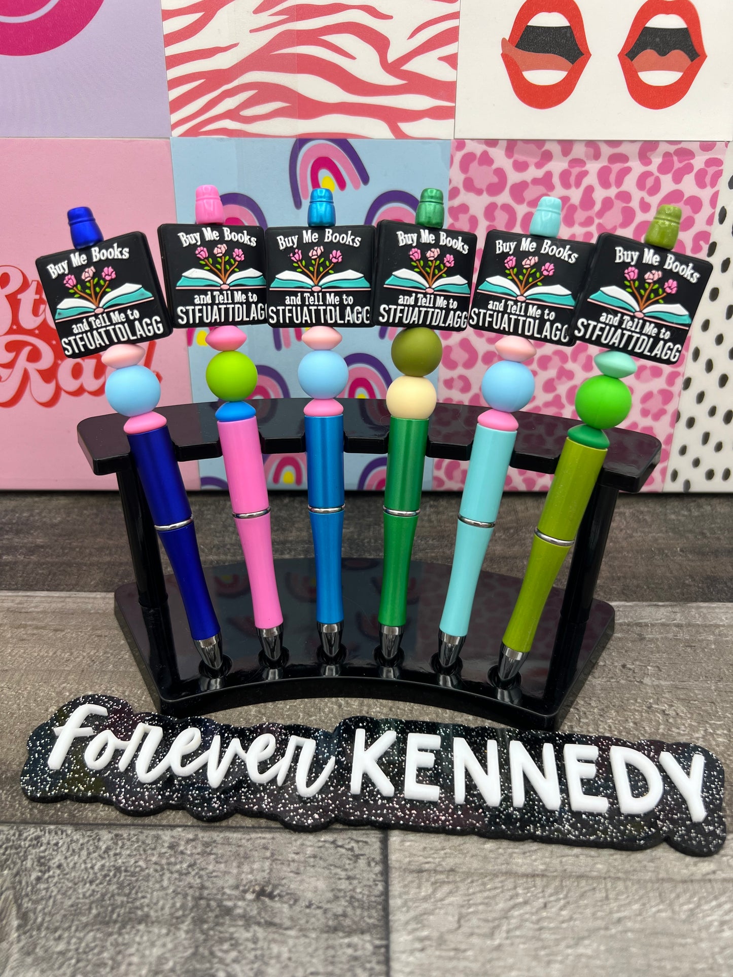 (RTS) Beaded Pen / Buy me books and tell me STFU