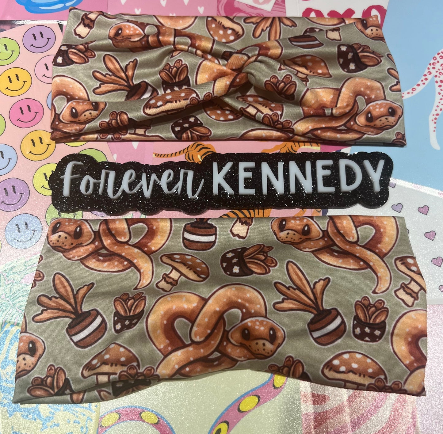 (RTS) Twist Headband: Pretzel Snake
