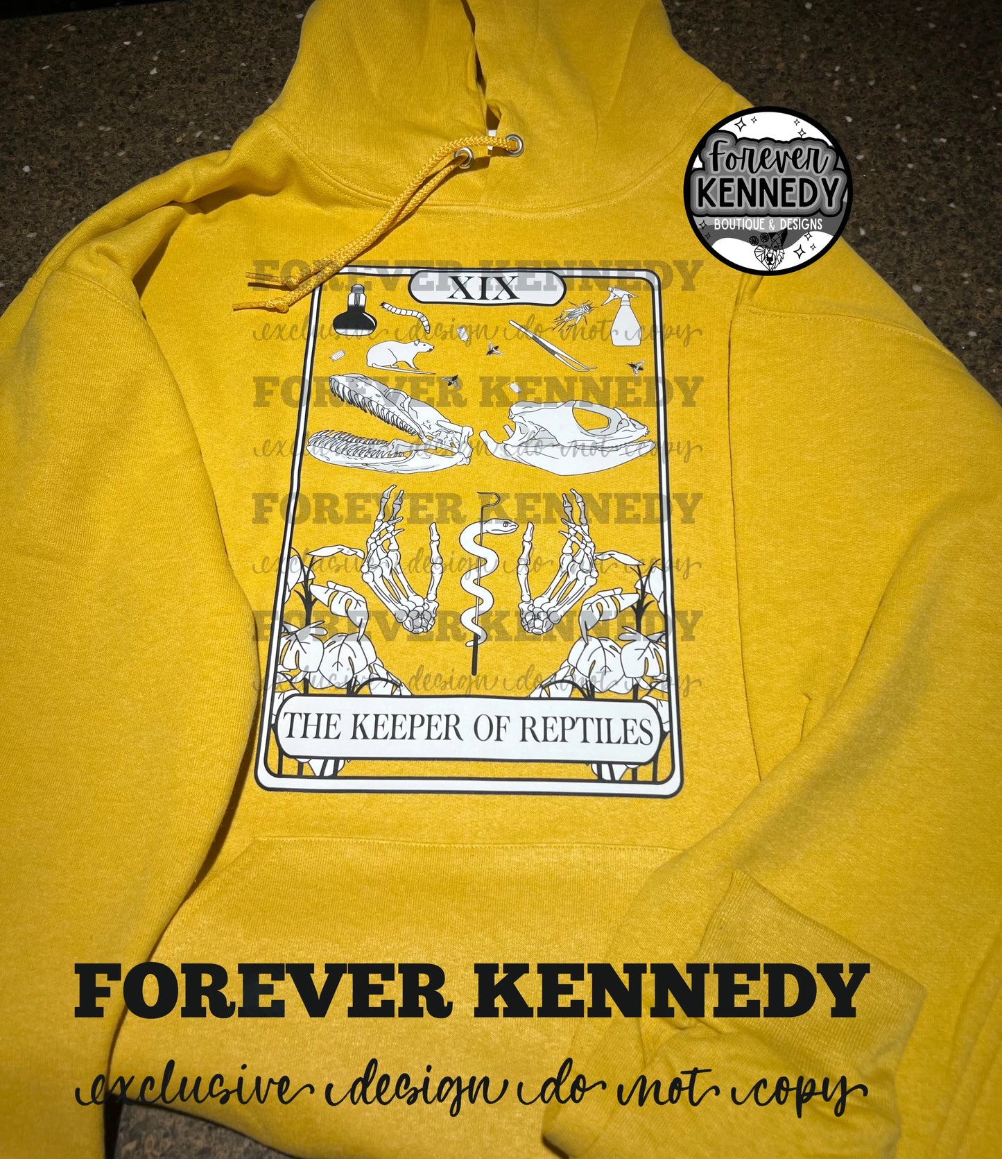 MADE TO ORDER APPAREL -  EXCLUSIVE DESIGN * Reptile Tarot - The Keeper of Reptiles