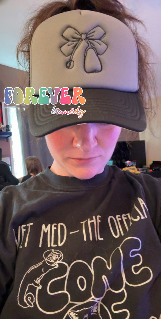 (MTO) Ponytail Foam Trucker Hat: EMBROIDERED Exclusive Design Stethoscope Bow