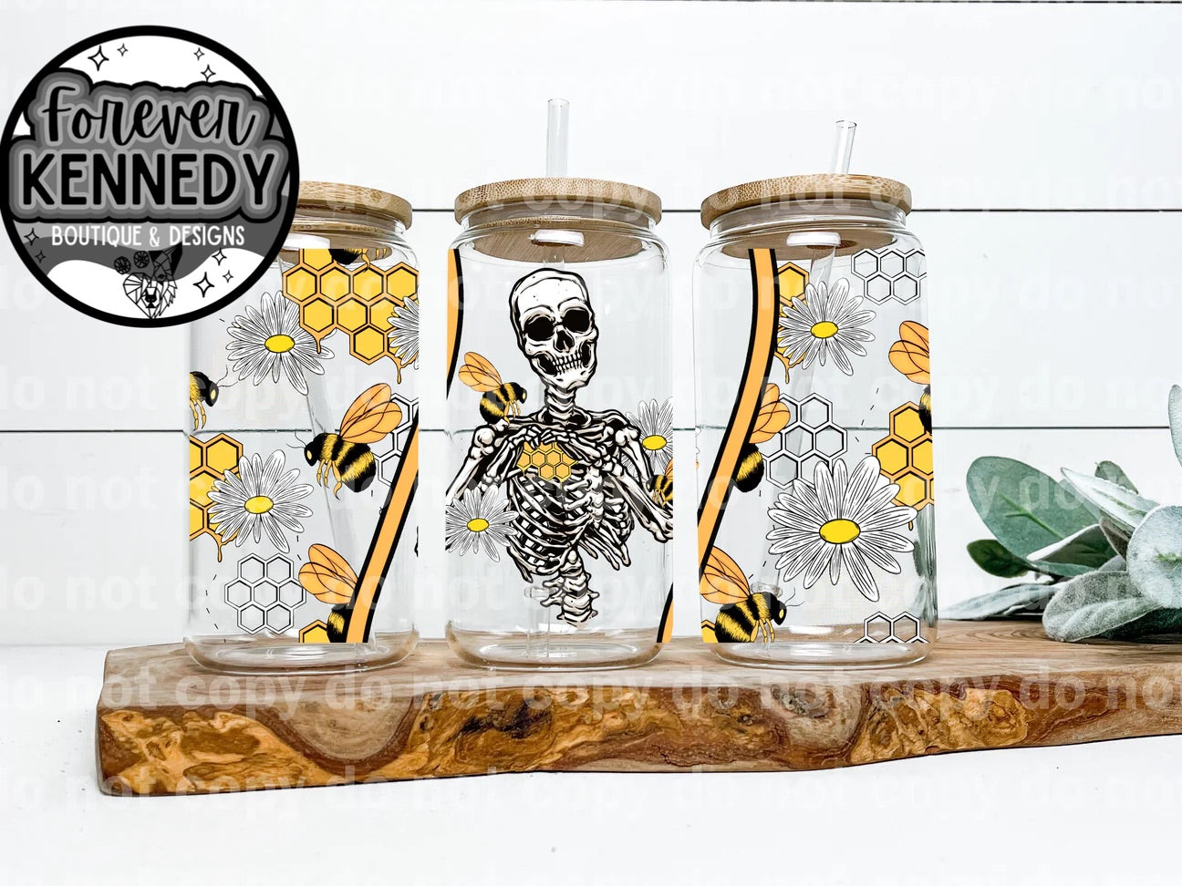 (MTO) Glass Can: Skeletons and bees