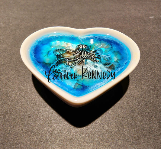 (MTO) Epoxy Ceramic Jewelry Tray / Ocean / Octopus