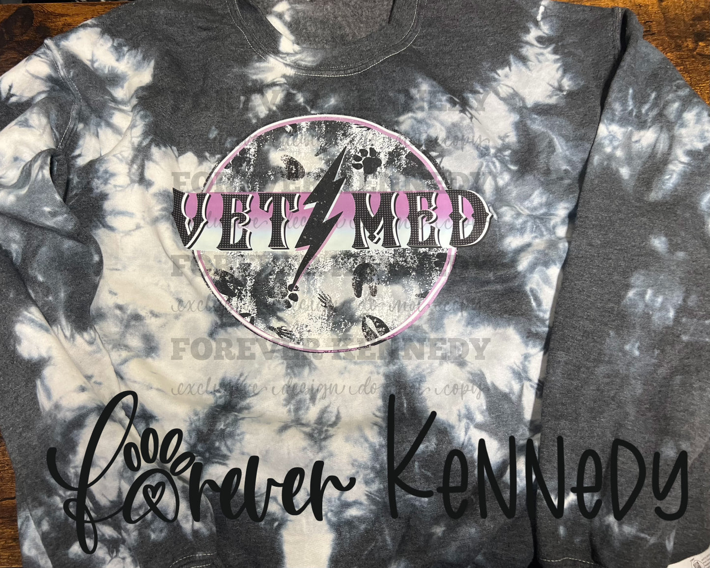 (MTO) EXCLUSIVE Crewneck Sweatshirt: Vet Med Lightening Bolt